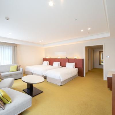 Oriental Quality Floor Corner Triple Suite Namba Oriental Hotel Promo Code