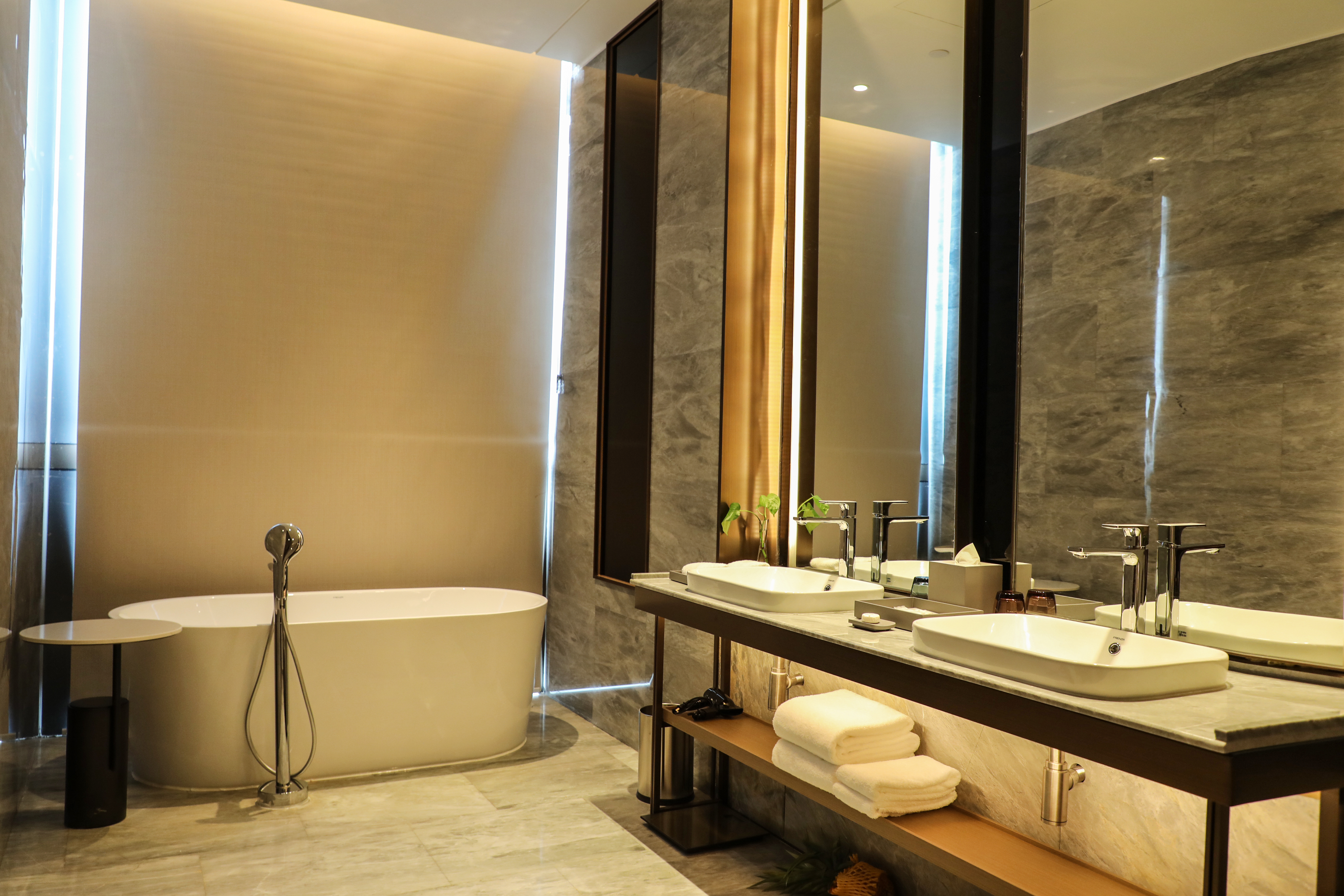 行政楼层高级豪华大床房