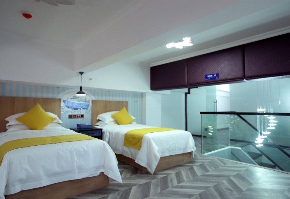 自由夢·Loft粉紅滑梯大套房【洗衣機+小廚房+冰箱】