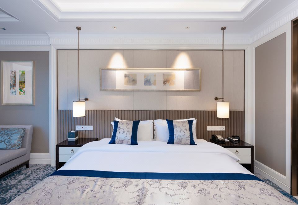 鐘山樓·園景大床房 -盡享推窗即景