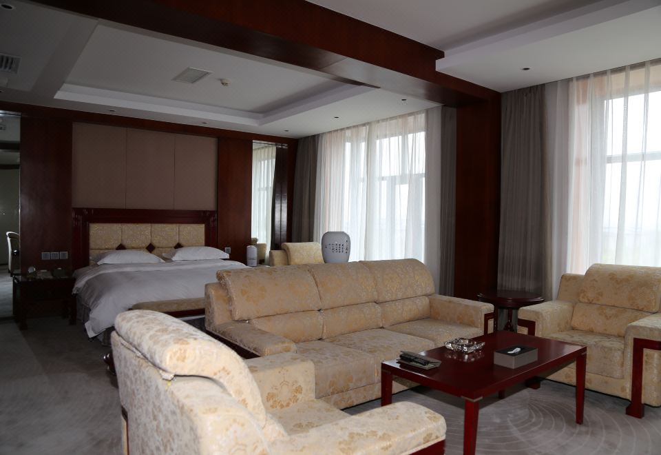 Dunhuang International HotelDeluxe Suite (Building 1)
