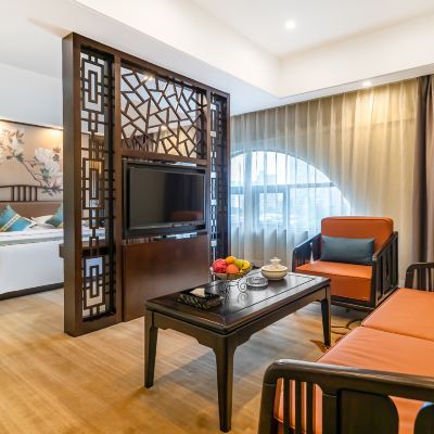 臻粵大床房-江景盛宴+專屬白鵝潭江景+梳化床 廣東勝利賓館優惠