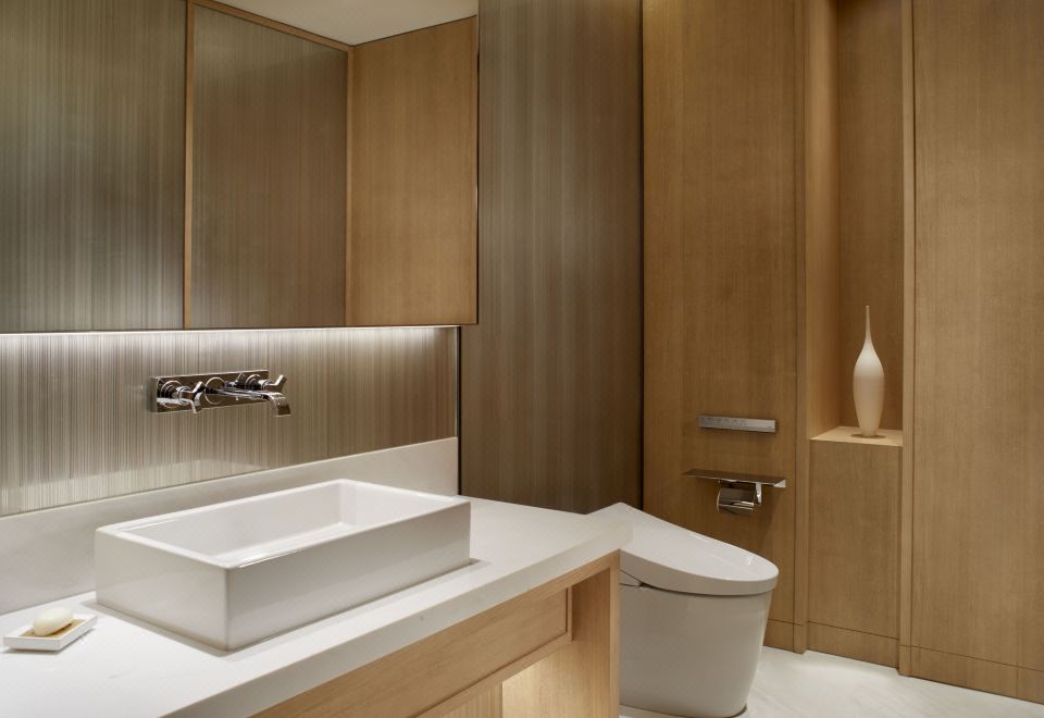 丽思套房I270度全景落地窗远眺秦岭