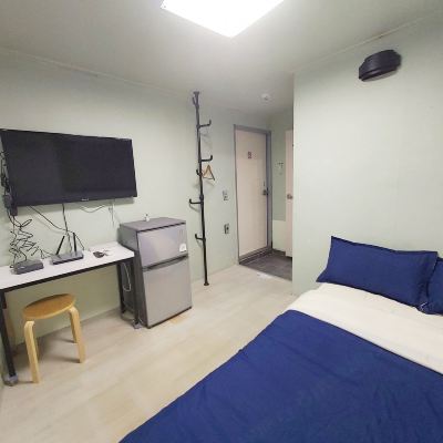 더블룸 토이 게스트하우스 쿠폰