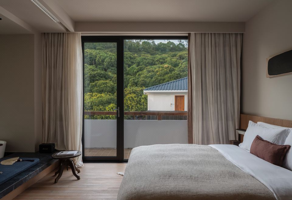 柏露·山景露臺大床房