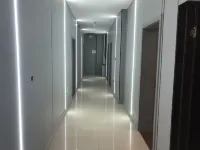 Crystal Hotel (People's Hospital) Hotels in Jishan County