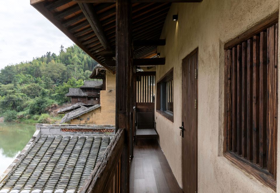 南院雅舍·高端土楼度假民宿梅林轩（豪华大床房）