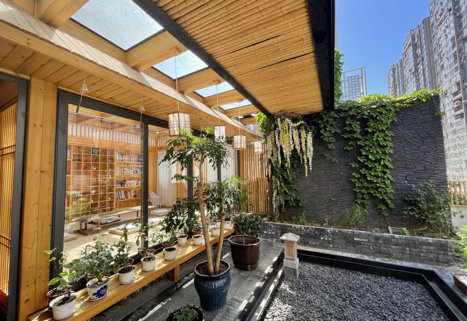 花園行政大床房（冰箱+詩意空間+多款枕頭）