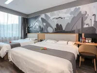 Shankee Collection Hotel (Ruyang Ziluo New Area) فنادق في رويانغ