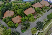 Vanasin Residence