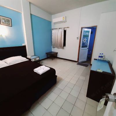 Double Room with Air Conditioning and Hot Water Singapore Hotel Promo Code