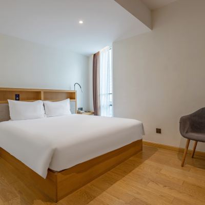 格美高級大床房（獨立洗衣機） 格美飯店（上海外灘南京東路步行街店）優惠