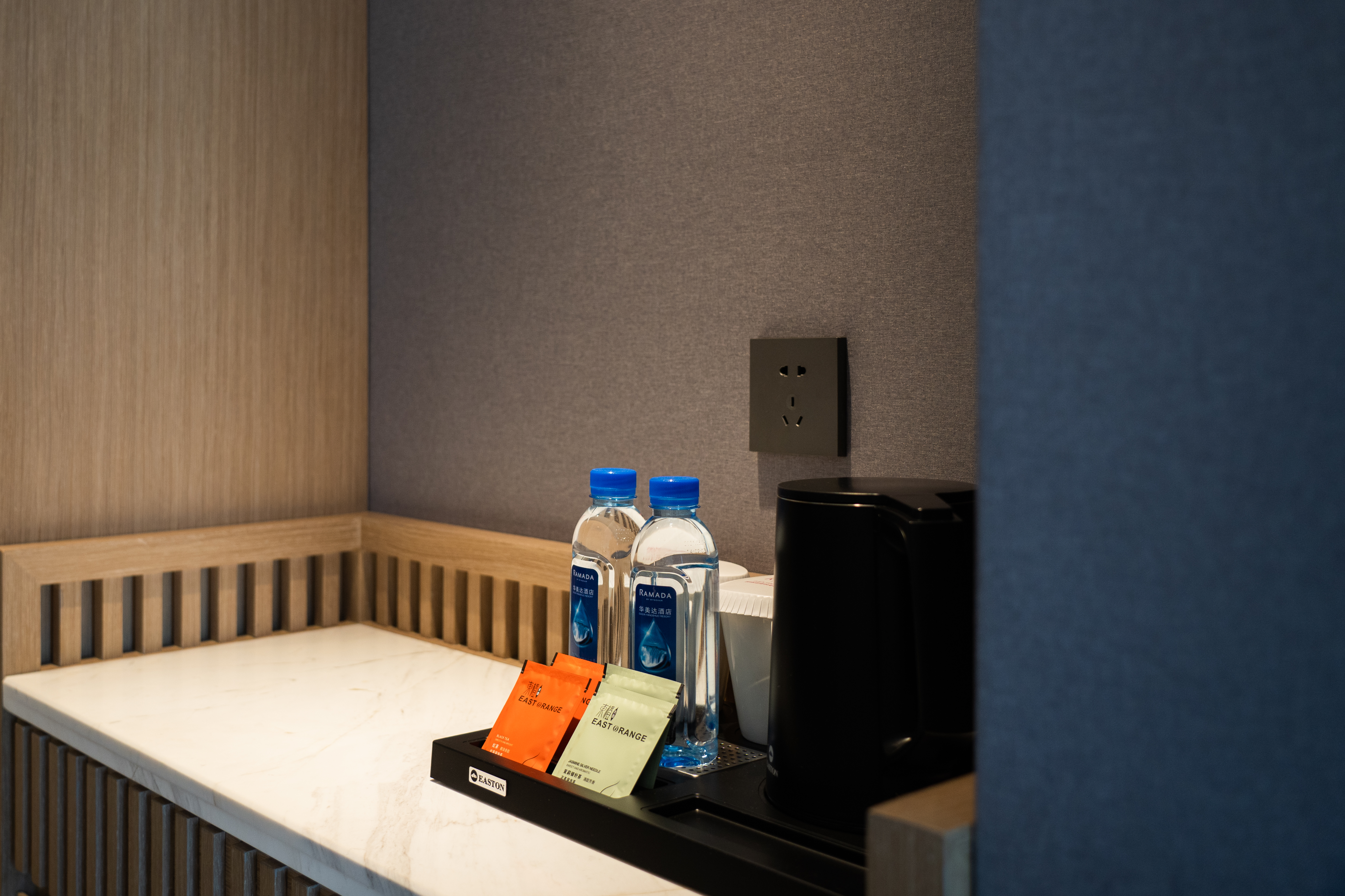 观岚?全景阳台大床房『观景阳台+舒睡床垫+休闲沙发』