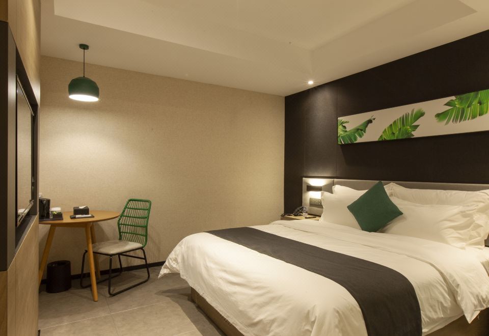 特惠大床房-智能客控