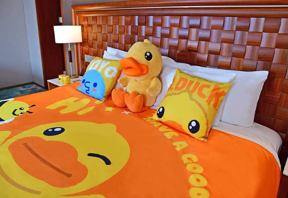 皇冠B.Duck小黃鴨豪華親子房