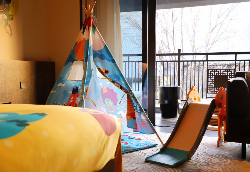 JW Marriott Hotel QufuKiki Dino Children's Twin Room