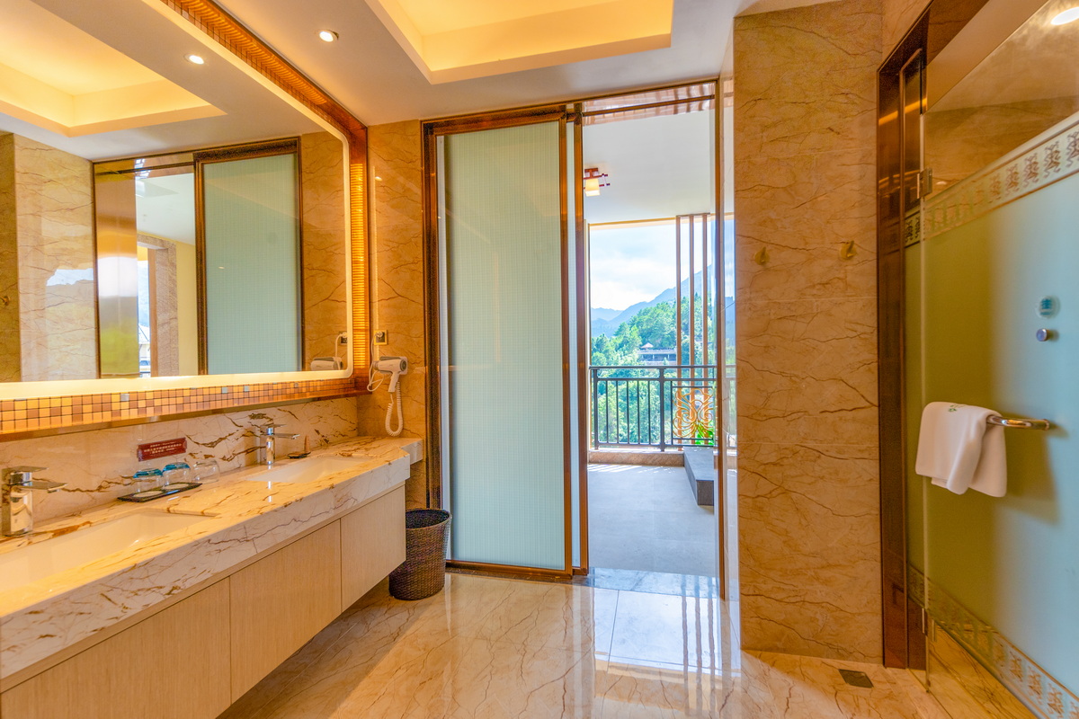 酒店B栋温泉套房I独立泡池