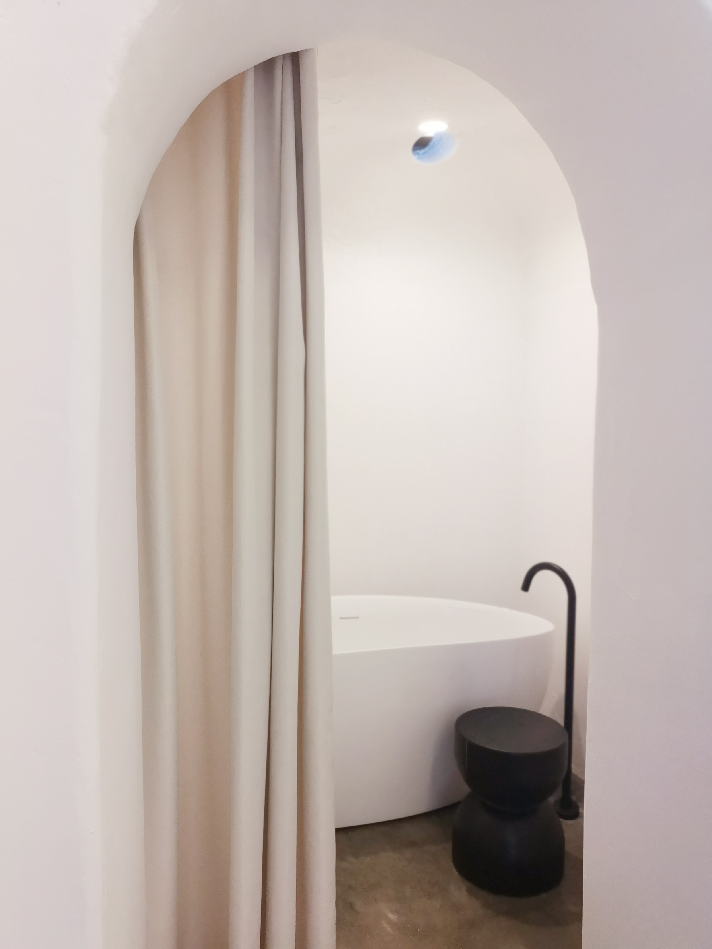 茧·浴缸亲子房