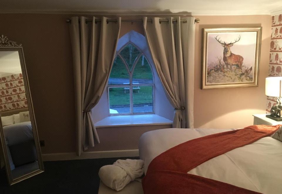 Standard Double King Room