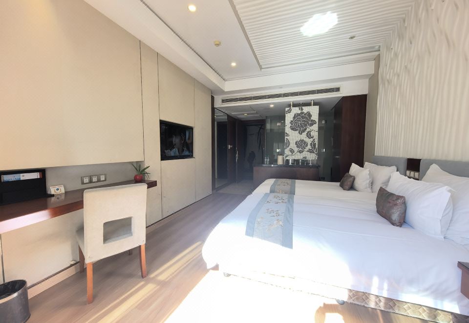 豪華山景陽台雙床房