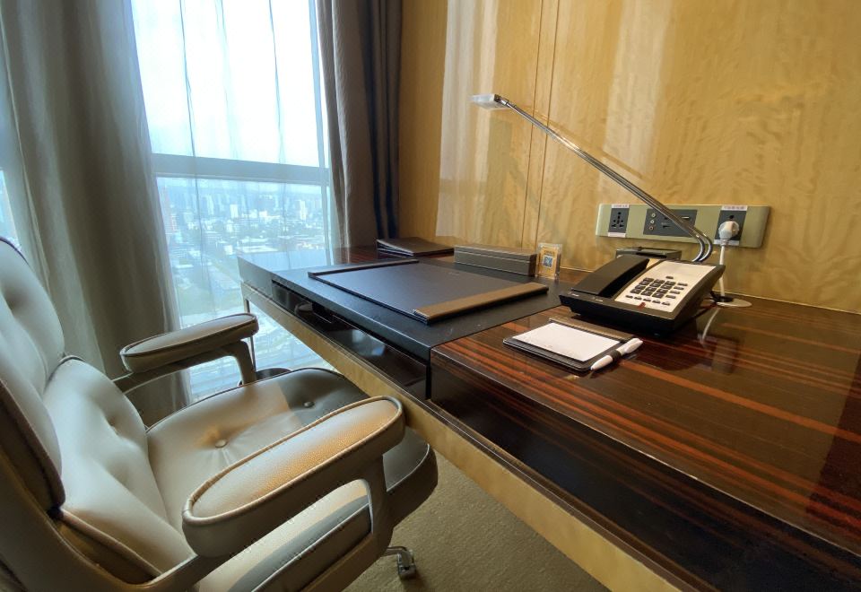 Wanda Vista TaiyuanExecutive Floor Deluxe Room