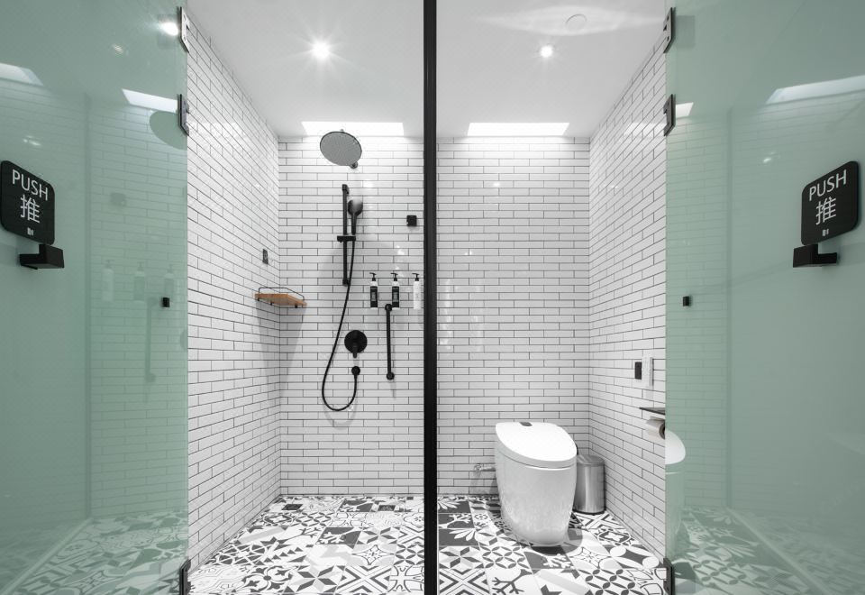 高级豪华双床房（Acca Kappa洗护+智能马桶+智能投屏）