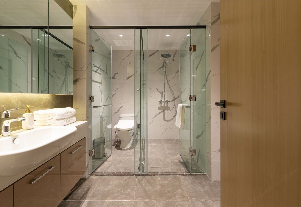 雅致一居室（厨房设备+冰箱+洗烘一体机）