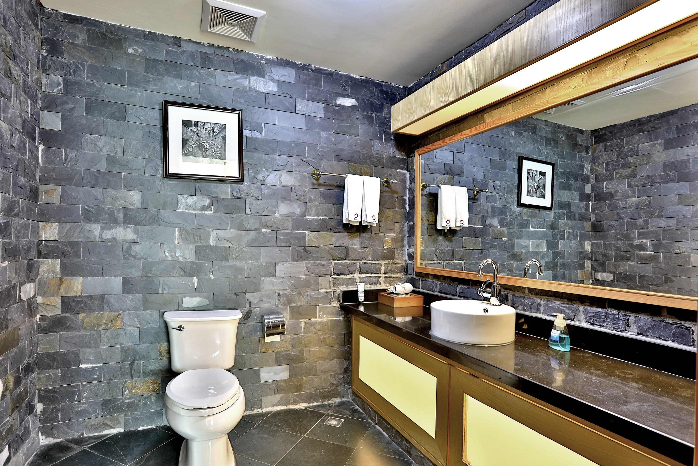 禅音套房（浴缸+茶台）