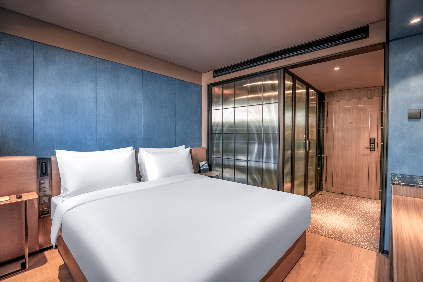 桔子大床房（智能客控+电视投屏+小冰箱）