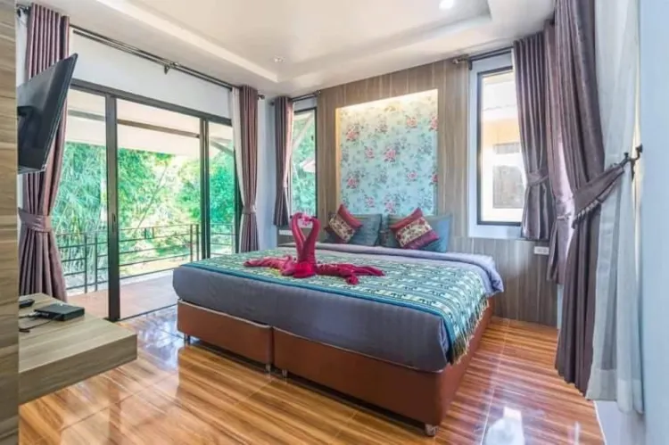 Sok Riverside Bungalow