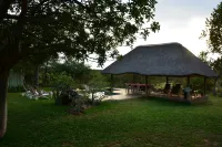 Tshukudu Game Lodge Hotels in 