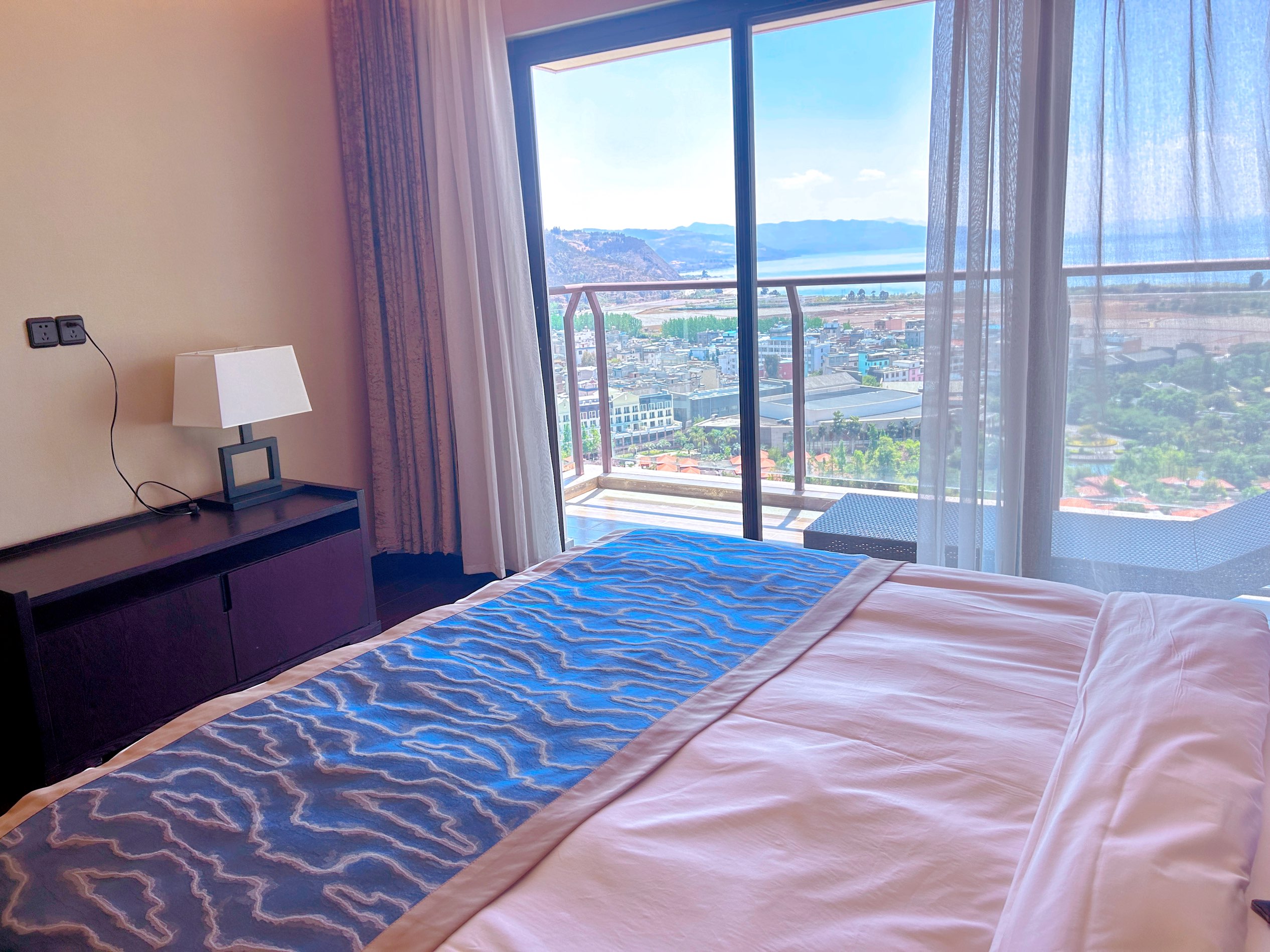 墅语·全湖景露台家庭套房