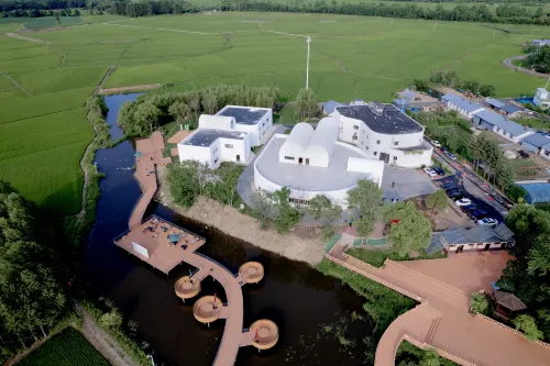 Lunar Star Retreat