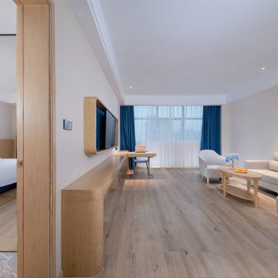 城景套房（獨立會客廳+品牌床墊+安靜入眠） 凱里亞飯店（邵陽九盛北海店）優惠