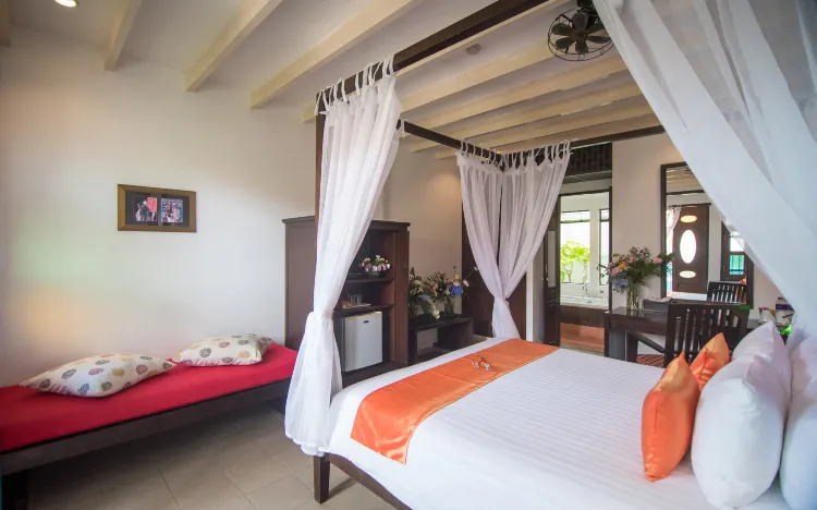 Terrace Deluxe Room (Sino Wing)