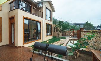 White Bird Villa Private Hot Spring Guesthouse (Beijing Feicuiling)