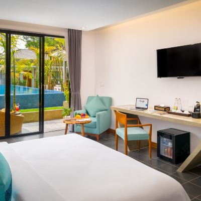 Cabana Suite with Pool Access Grand Venus La Residence Promo Code