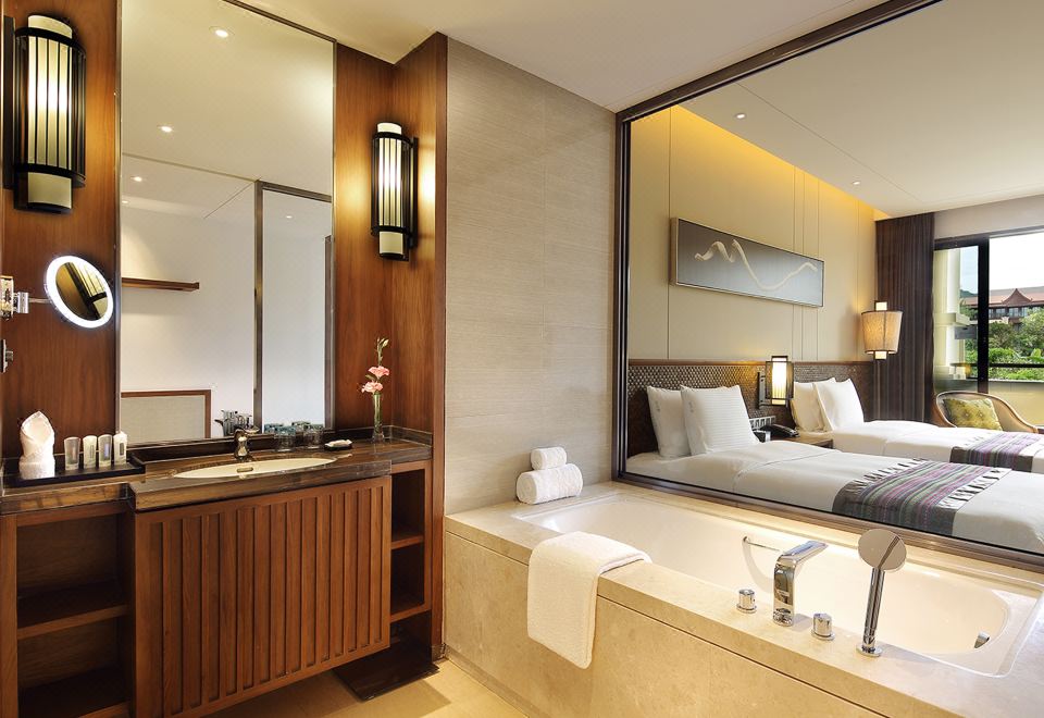 皇冠高級雙床房