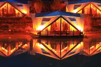 Autumn's Pond Resort