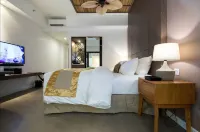 Ferra Hotel and Garden Suites