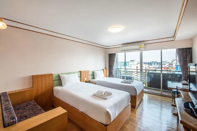 Standard Studio with Twin Bed
