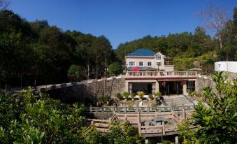 Rui Feng Mountain Hostel
