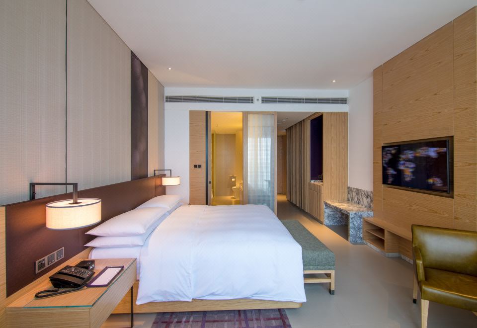 高级大床房【享城市花园景观】