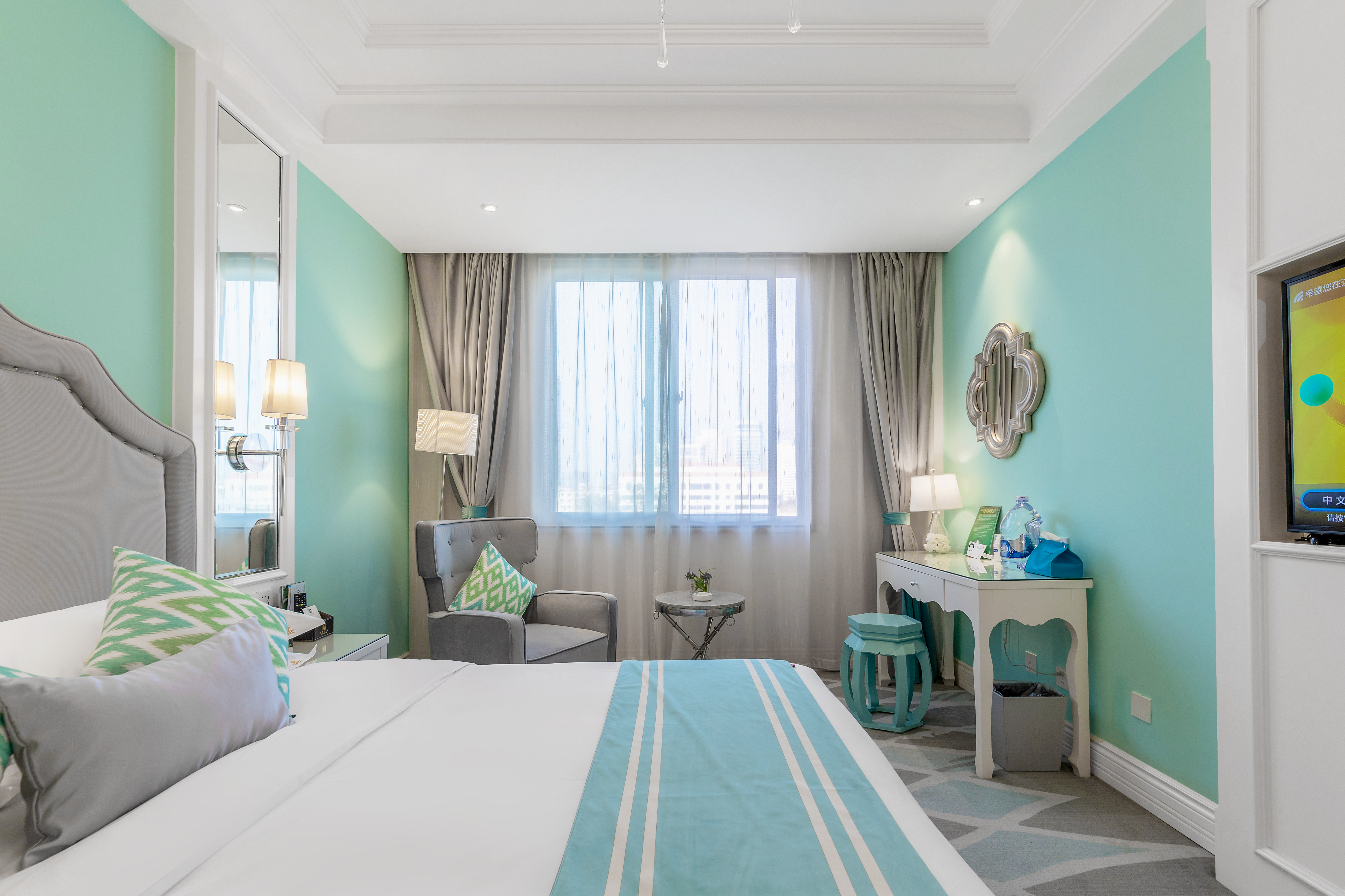 Fangzhou Hotel温泉豪华大床房