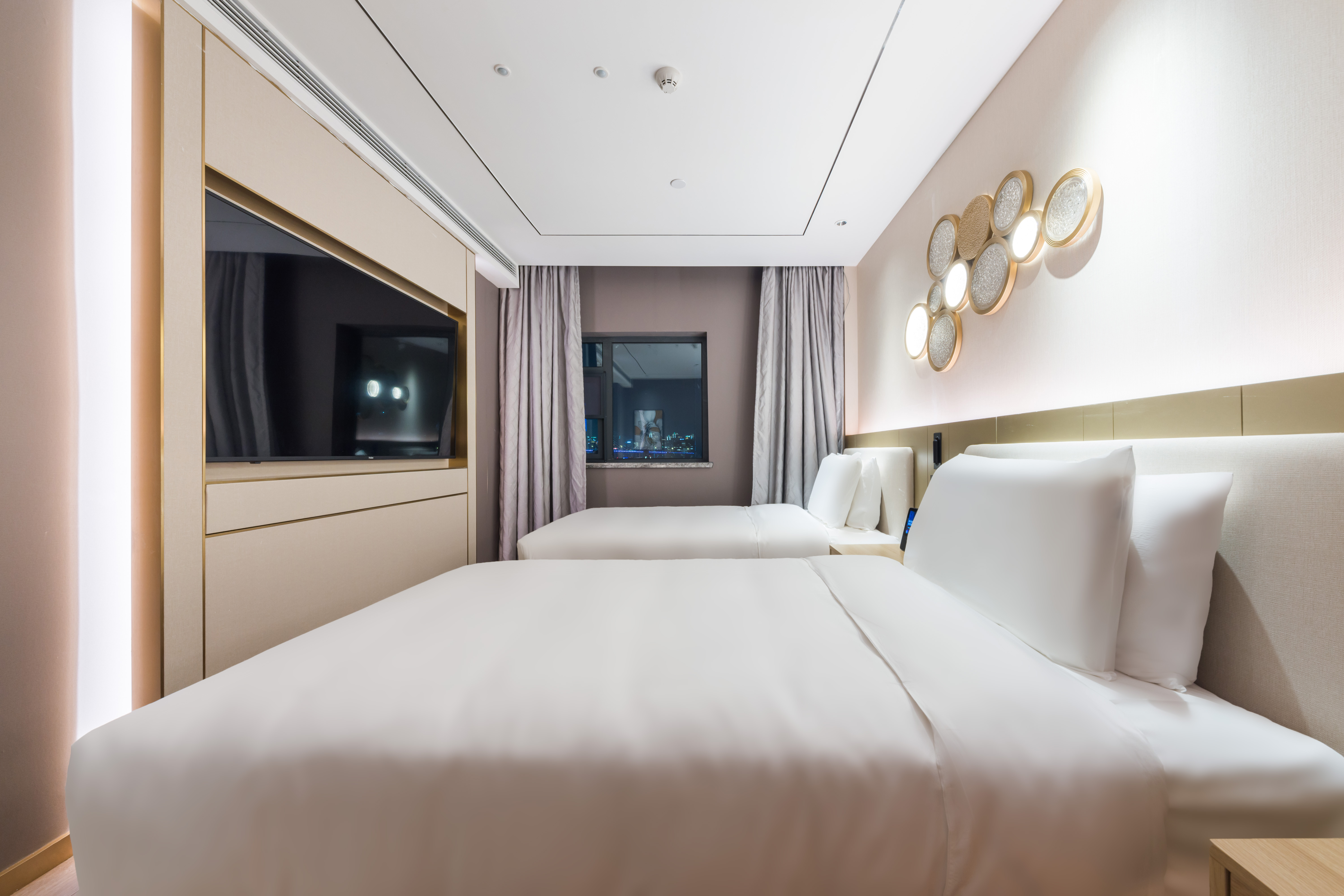 月若流金高级双床房（全屋智能+手机投屏）