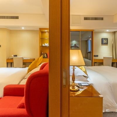 家庭套房 陝西奧羅國際大飯店（鐘鼓樓回民街店）優惠