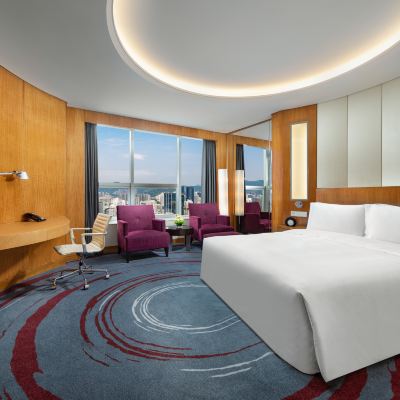 行政豪華大床房 深圳好日子皇冠假日酒店優惠