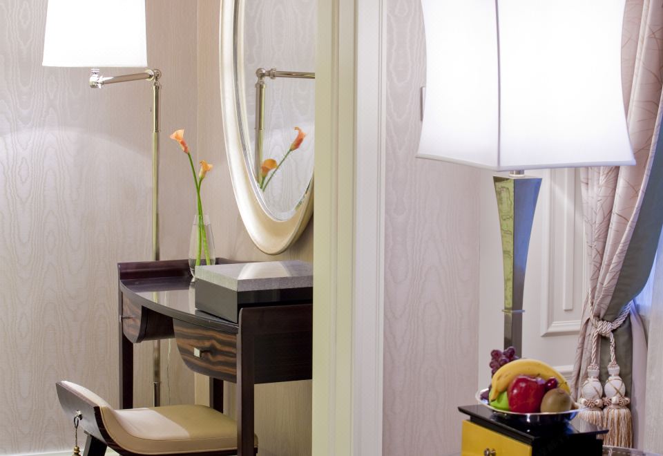 Fairmont Peace Hotel on the BundFairmont Family Interconnecting Room - Two Double Bed Rooms