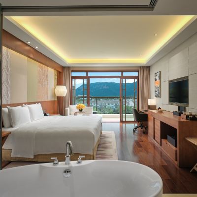 華邑山景大床房（帶陽台） 昆明華邑酒店優惠