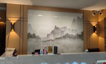 Wuchang 25-hour Fashion Express Hotel